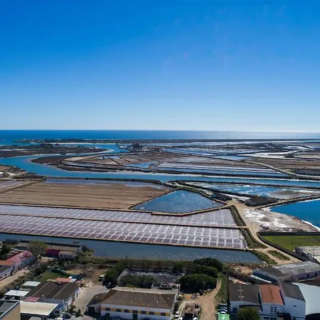 Stylish Three Bedroom Central Tavira. *