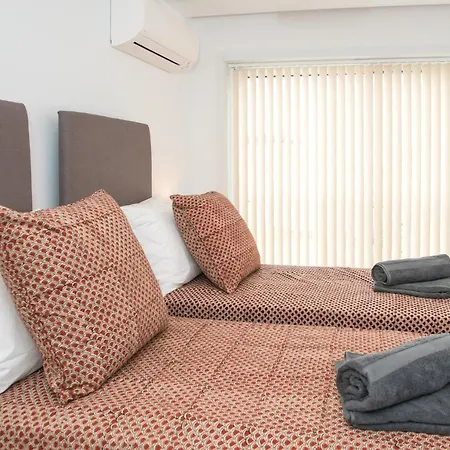 Stylish Three Bedroom Central Tavira. Apartmán Tavira