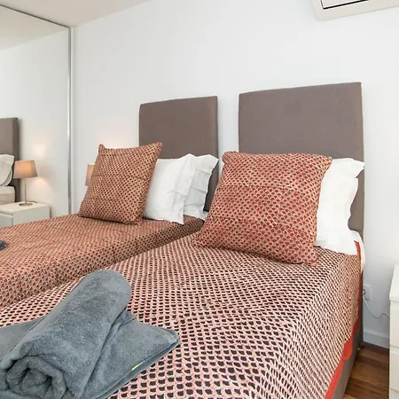 Stylish Three Bedroom Central Tavira.