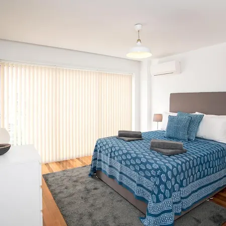 Stylish Three Bedroom Central Tavira.